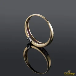 ANILLOS / SORTIJAS Sortija oro amarillo, blanco y rubíes