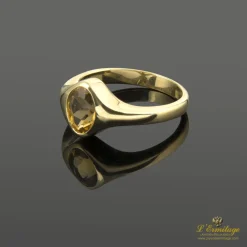 ANILLOS / SORTIJAS Sortija oro amarillo y citrino.