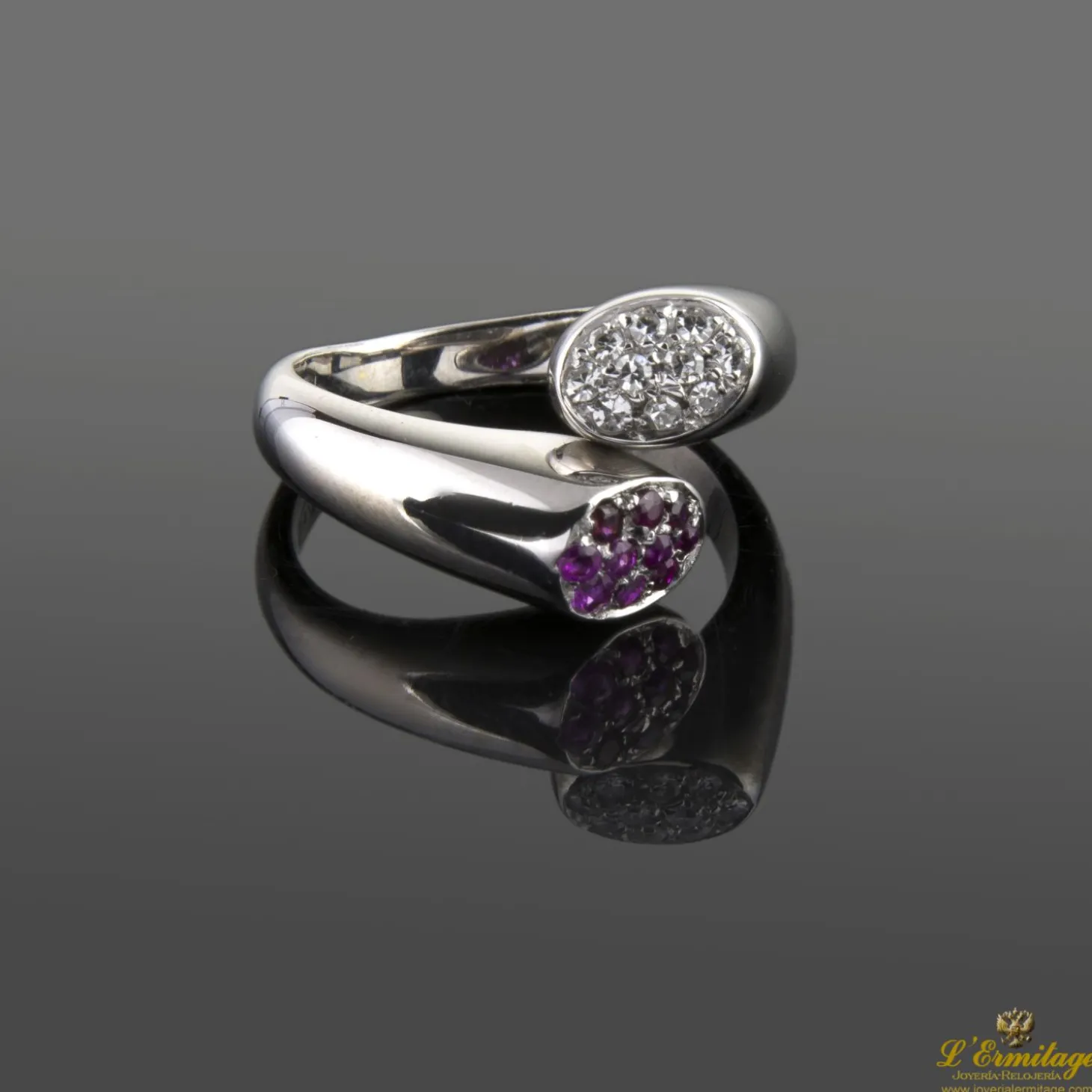 ANILLOS / SORTIJAS Sortija oro blanco diamantes y rubíes