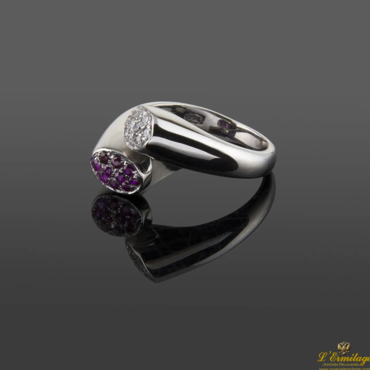 ANILLOS / SORTIJAS Sortija oro blanco diamantes y rubíes