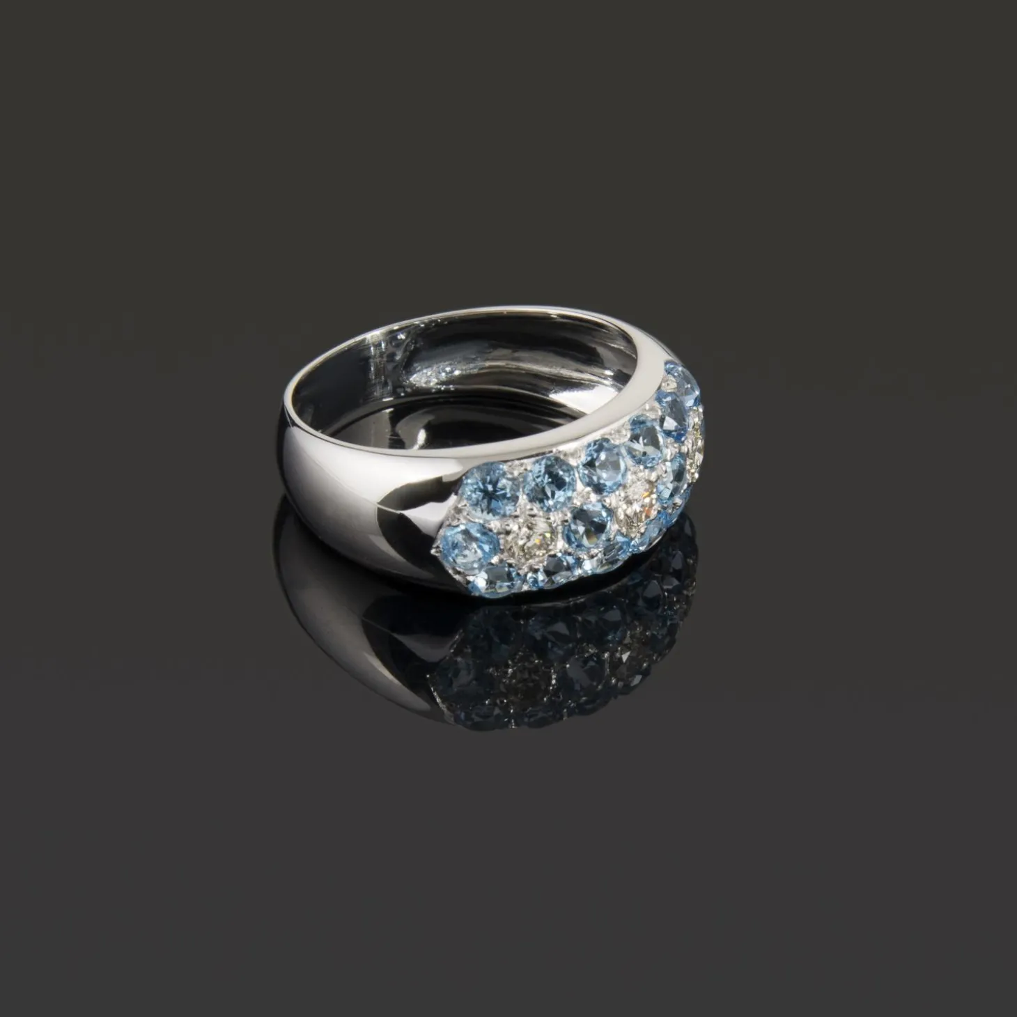 ANILLOS / SORTIJAS Sortija oro blanco aguamarinas y diamantes