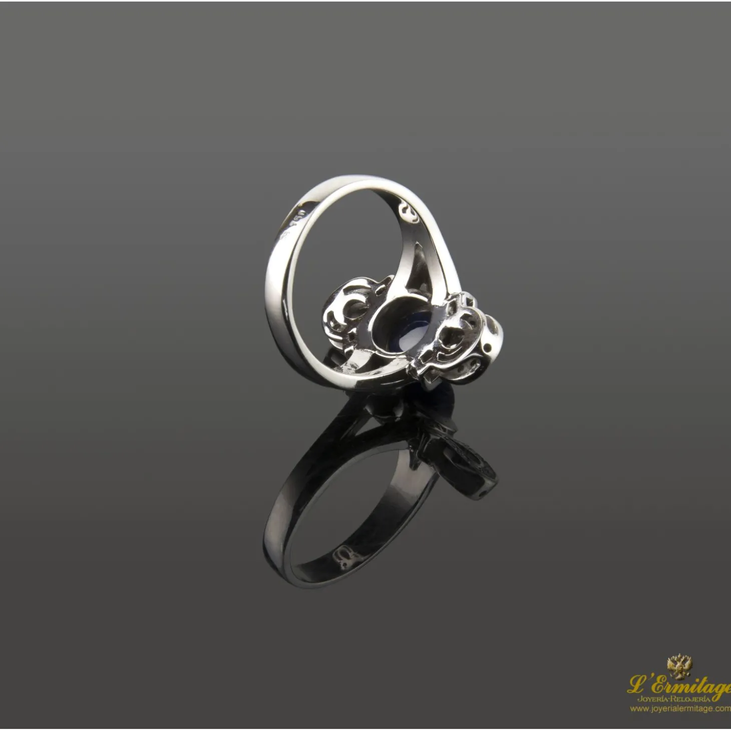 ANILLOS / SORTIJAS Sortija oro blanco zafiro y diamantes