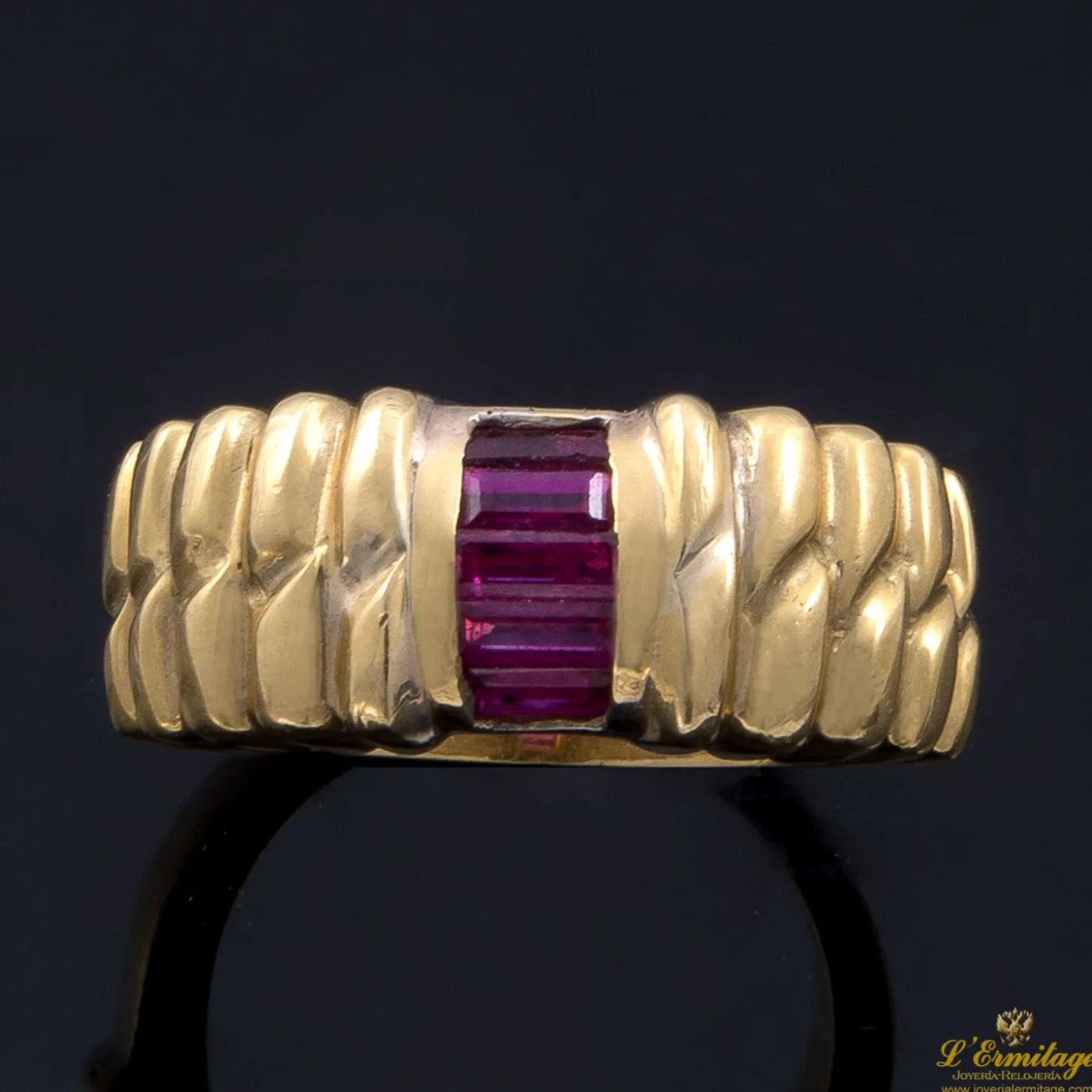 ANILLOS / SORTIJAS Sortija oro amarillo y rubíes