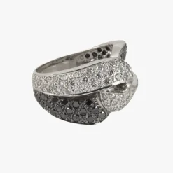 ANILLOS / SORTIJAS Sortija oro blanco con diamantes naturales.