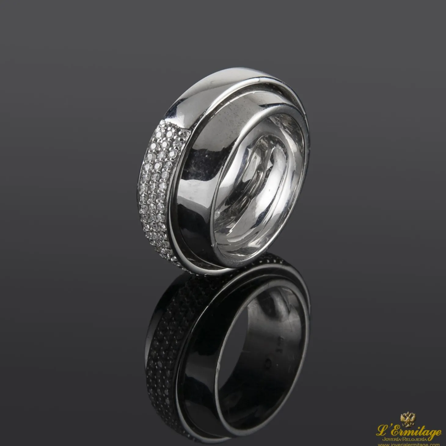 ANILLOS / SORTIJAS Sortija oro blanco y diamantes.