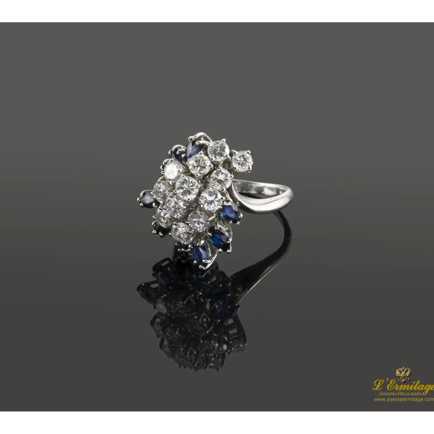 ANILLOS / SORTIJAS Sortija oro blanco zafiros y diamantes