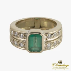 ANILLOS / SORTIJAS Sortija oro amarillo esmeralda y diamantes. Talla nº:12.