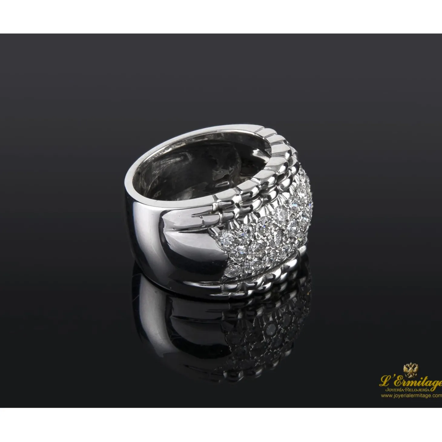 ANILLOS / SORTIJAS Sortija oro blanco y diamantes.