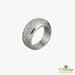 ANILLOS / SORTIJAS Sortija oro blanco con cuajado de diamantes talla princesa. Talla nº: 14
