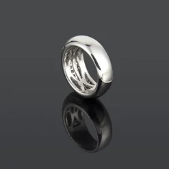 ANILLOS / SORTIJAS Sortija oro blanco con cuajado de diamantes talla princesa. Talla nº: 14