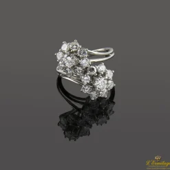 ANILLOS / SORTIJAS Sortija oro blanco y diamantes.