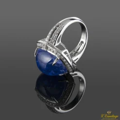 ANILLOS / SORTIJAS Sortija oro blanco tanzanita y diamantes.