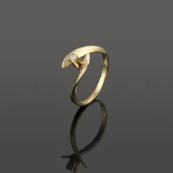 ANILLOS / SORTIJAS Sortija solitario oro amarillo.