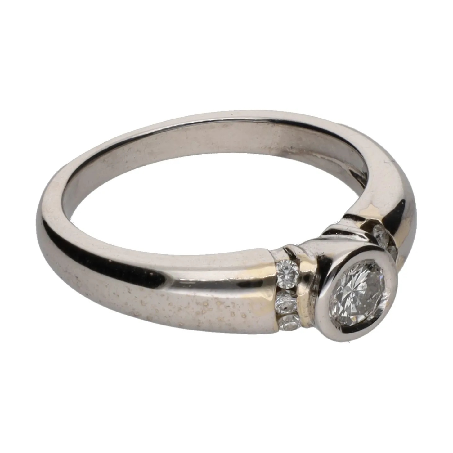 ANILLOS / SORTIJAS Sortija solitario en oro blanco con brillantes. Talla 15.