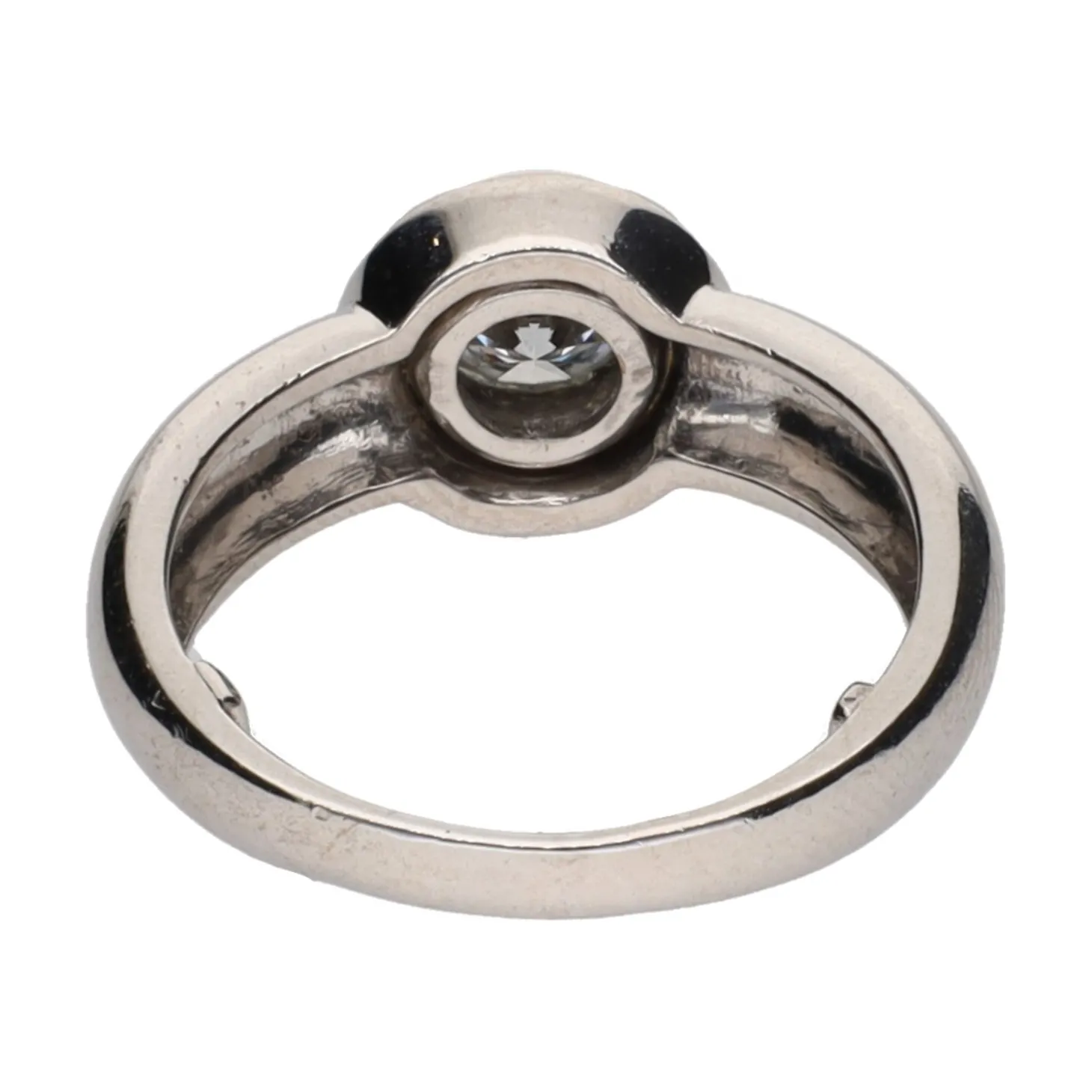 ANILLOS / SORTIJAS Sortija solitario en oro blanco con un brillante. Talla 7.