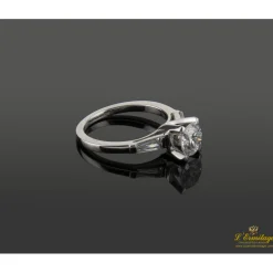 ANILLOS / SORTIJAS Sortija solitario oro blanco y diamantes color f, pureza si2 y peso 0,95 cts.
