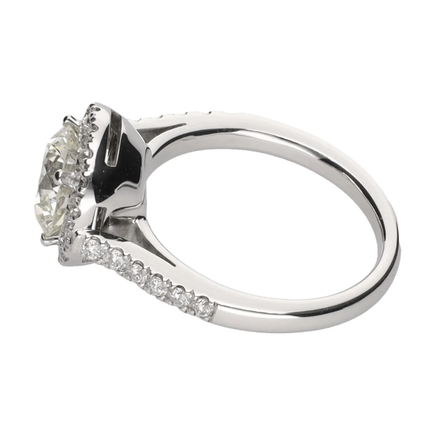 ANILLOS / SORTIJAS Sortija solitario en oro blanco con diamantes naturales. Central 2,02 ct.