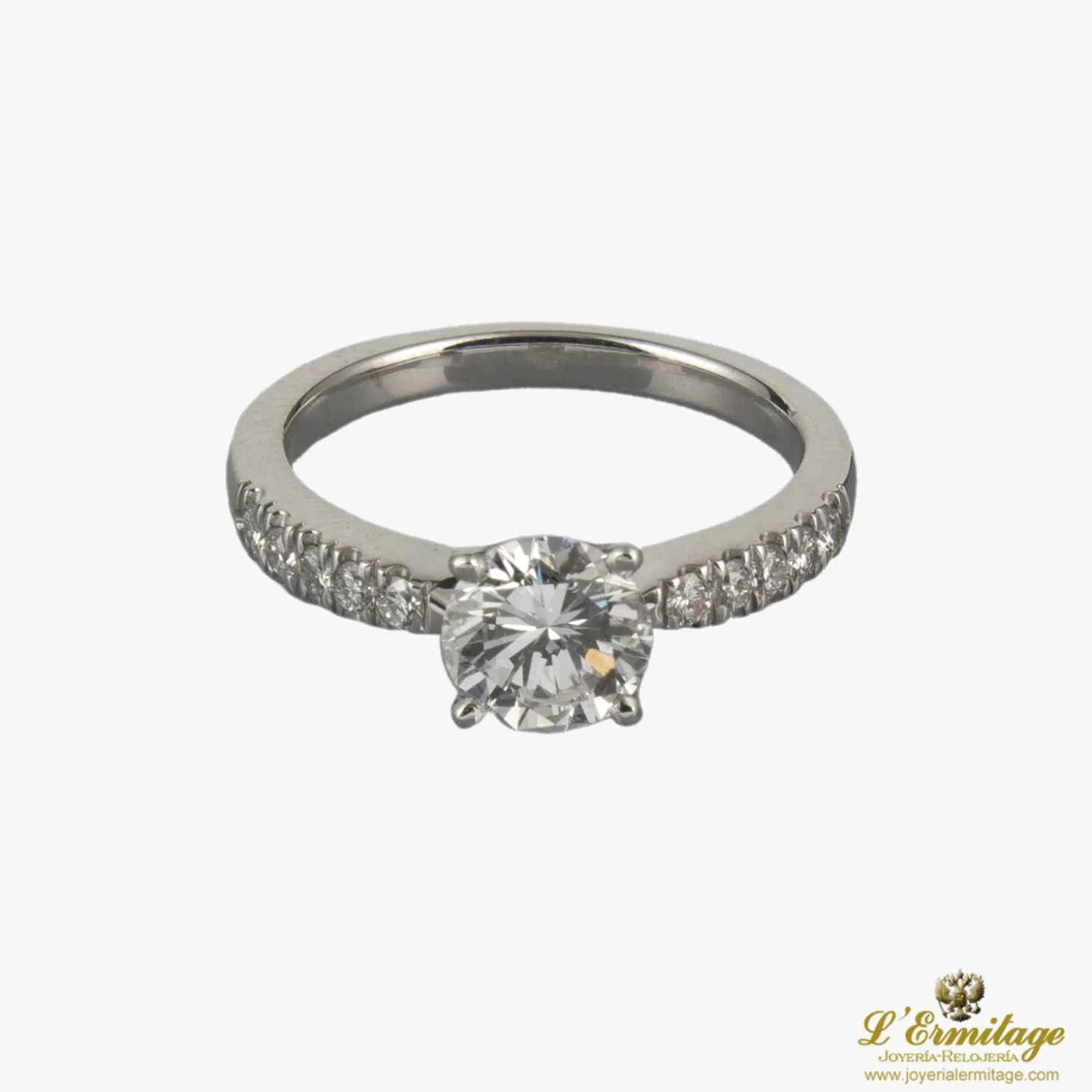 ANILLOS / SORTIJAS Sortija solitario oro blanco color e, pureza vvs1 y peso 1,05 cts.