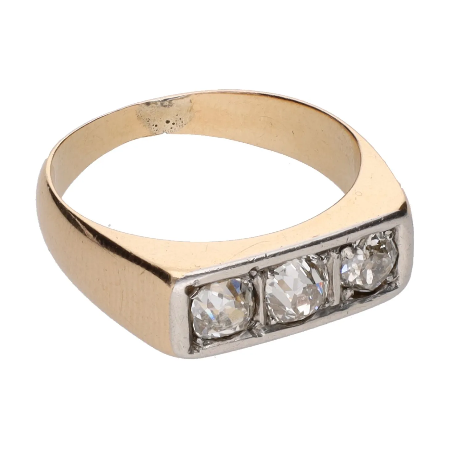 ANILLOS / SORTIJAS Sortija tresillo en oro amarillo y diamantes. Talla 16.
