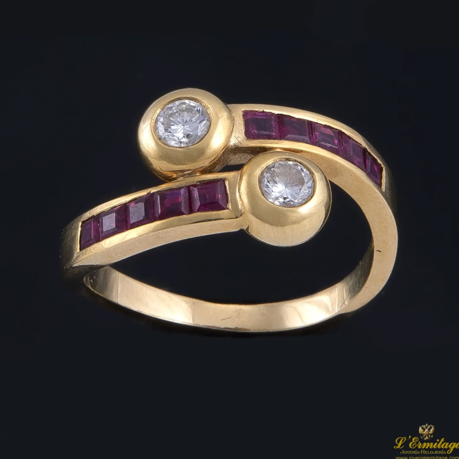ANILLOS / SORTIJAS Sortija tu y yo realizada en oro amarillo con rubíes y brillantes