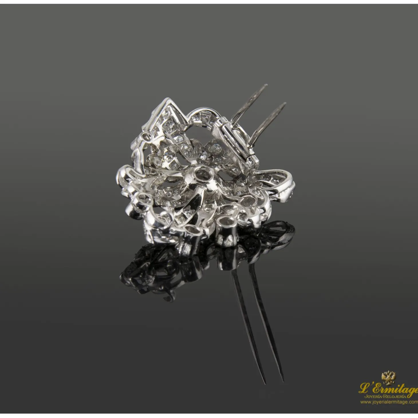 BROCHES / ALFILERES Alfiler oro blanco y diamantes