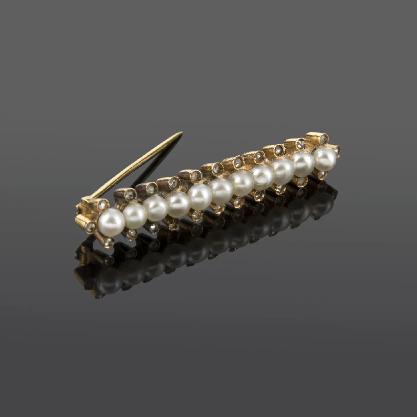 BROCHES / ALFILERES Broche-alfiler antiguo oro amarillo perlas