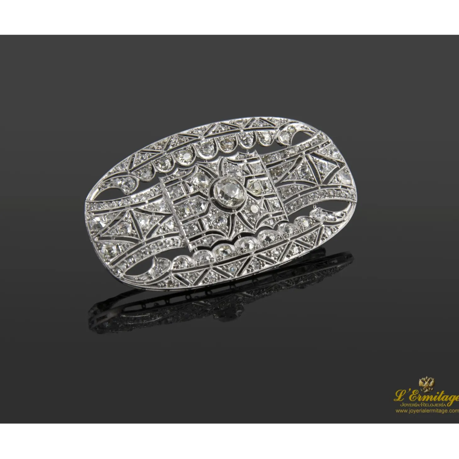 BROCHES / ALFILERES Broche-alfiler antiguo oro blanco y diamantes.