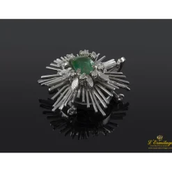 BROCHES / ALFILERES Broche oro blanco esmeralda y diamantes.