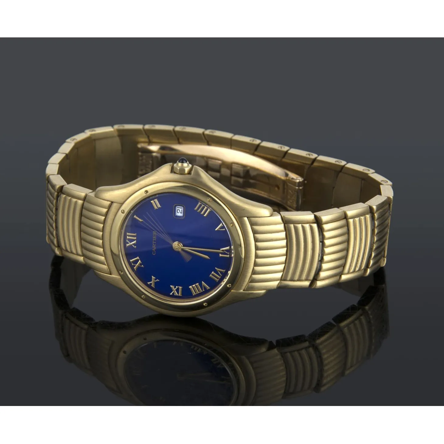 CARTIER Cougar oro amarillo 33mm.