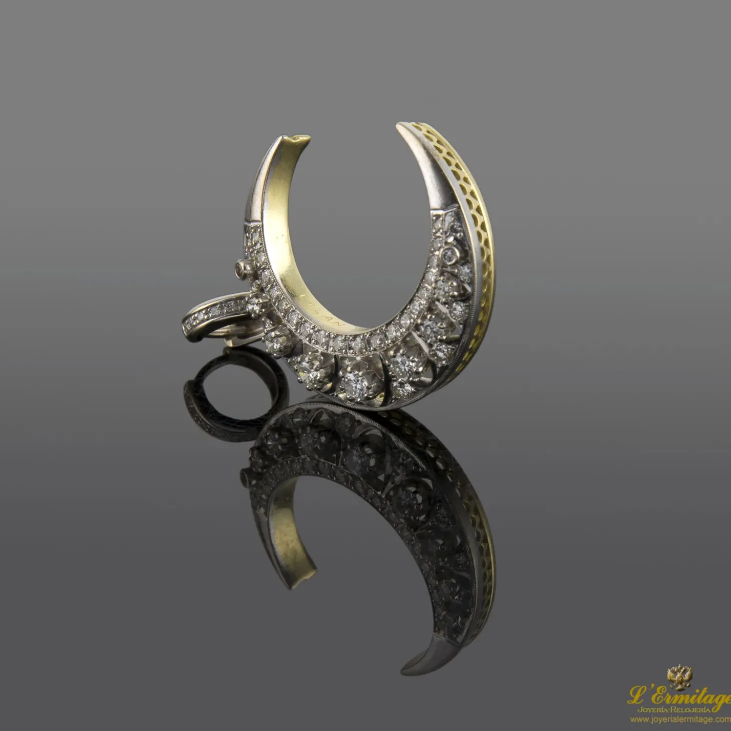 COLGANTES Colgante luna creciente oro amarillo oro blanco y diamantes