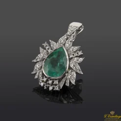 COLGANTES Colgante oro blanco esmeralda y diamantes
