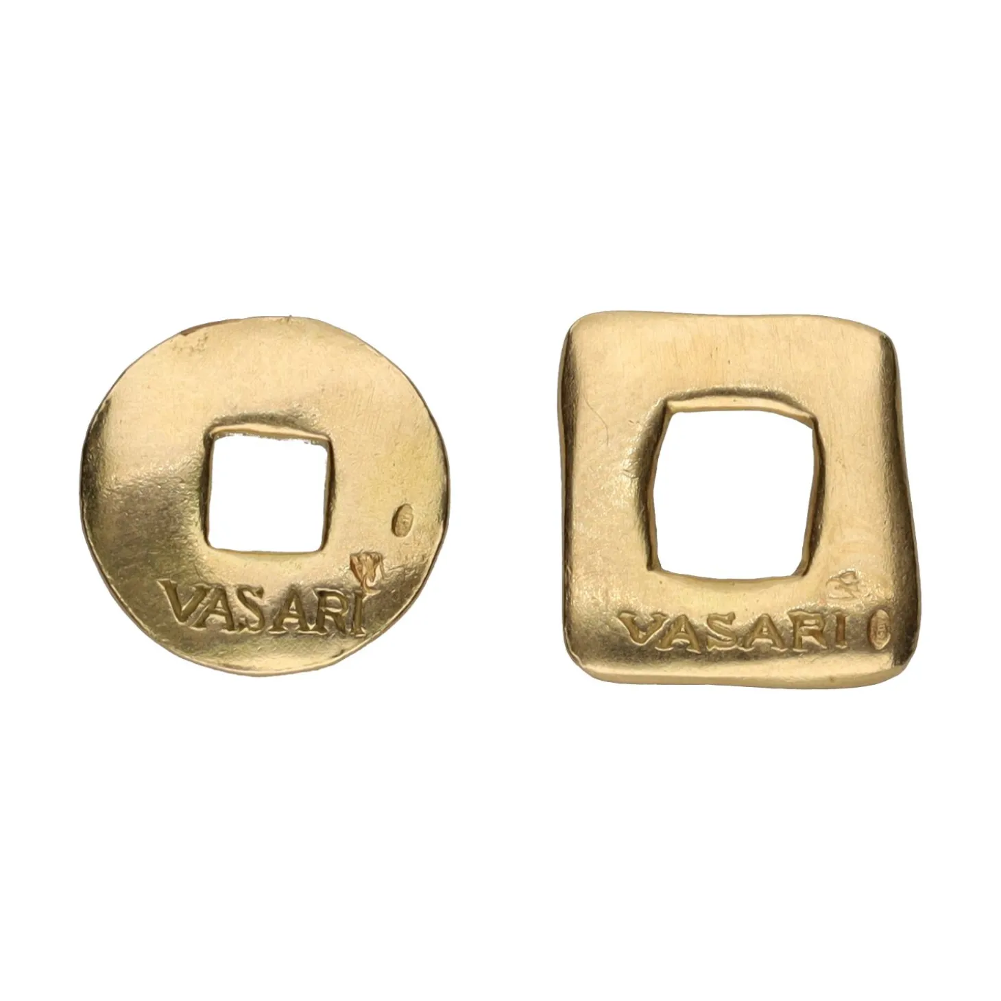 COLGANTES Colgantes firmados por vasari en oro amarillo.