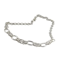 COLLARES Collar catene oro blanco y diamantes. Largo: 42cm.