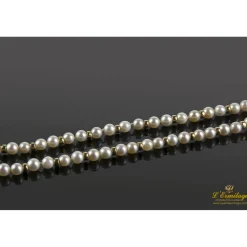 COLLARES Collar de perlas y oro amarillo.
