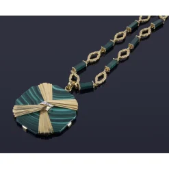 COLLARES Collar largo oro amarillo y malaquita
