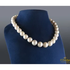 COLLARES Collar perlas australianas en degradé. 40Cm largo.