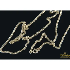 COLLARES Collar realizado en oro amarillo. Medida 60cm