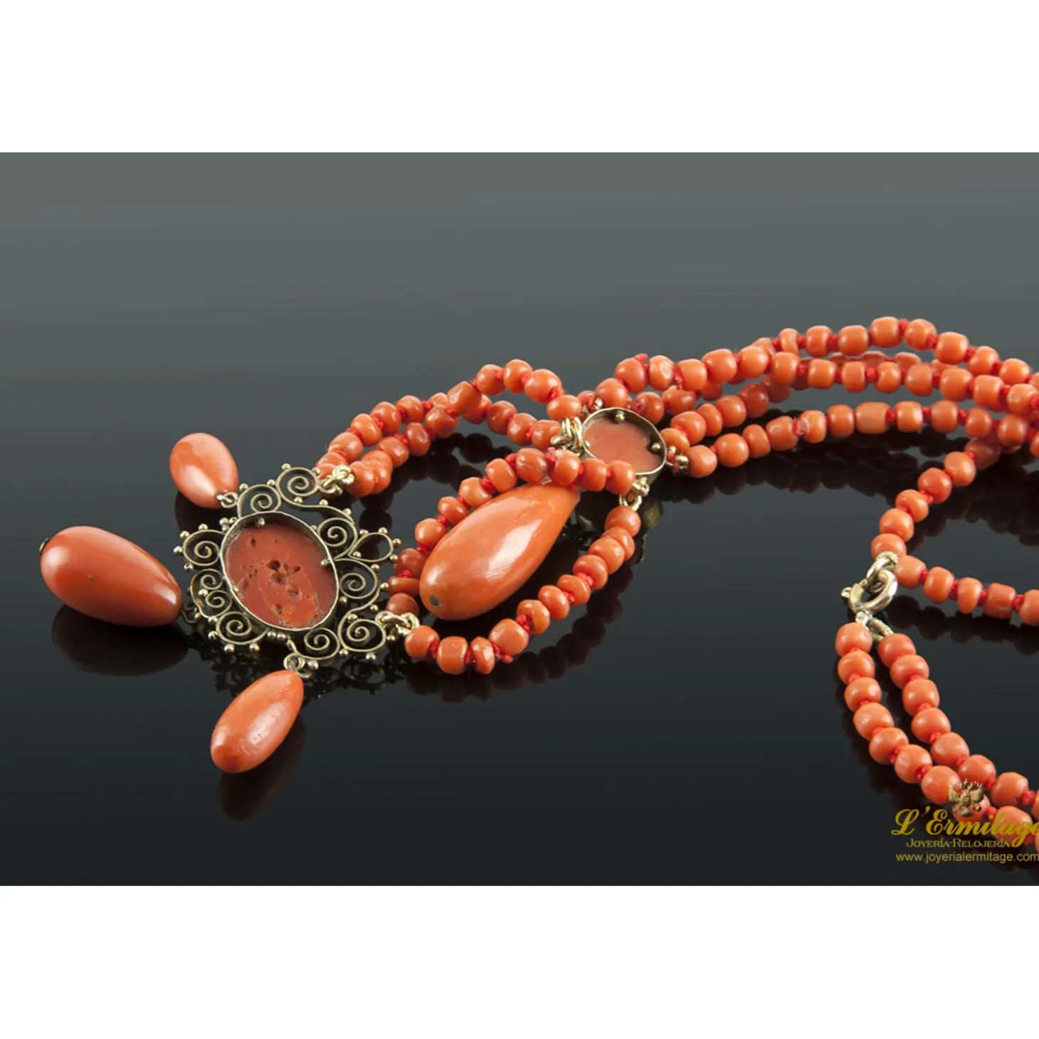 COLLARES Gargantilla antigua coral