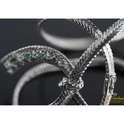 COLLARES Gargantilla antigua oro blanco esmeraldas y diamantes
