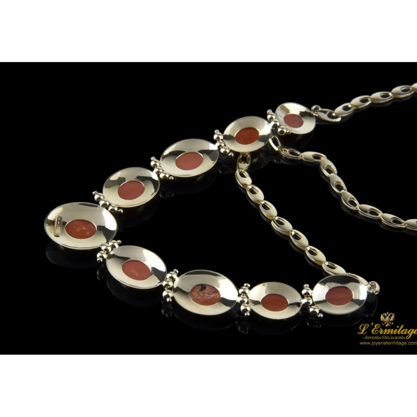 COLLARES Gargantilla oro amarillo en degrade con cuentas de coral natural