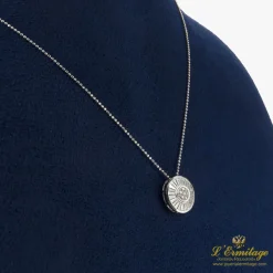 COLLARES Gargantilla oro blanco y diamantes baguettes