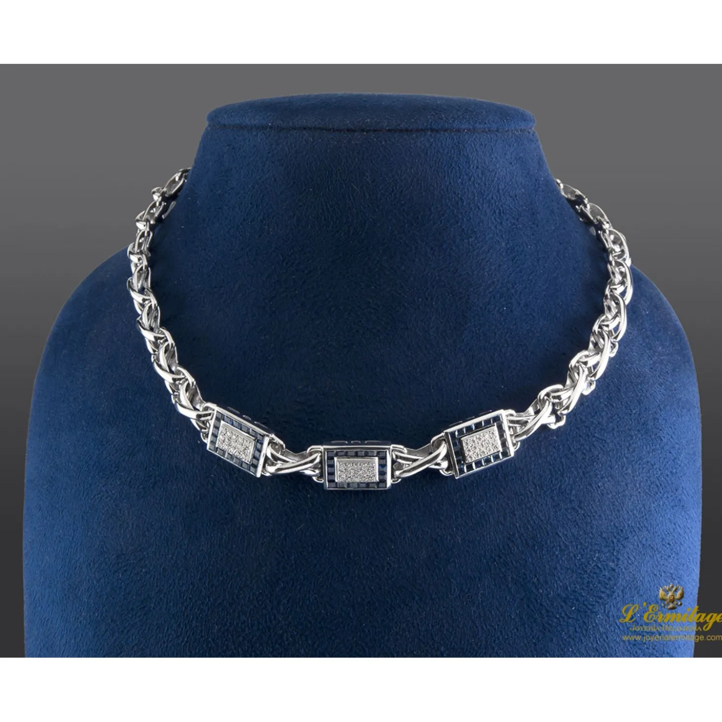 COLLARES Gargantilla oro blanco zafiros y diamantes.