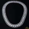 COLLARES Gargantilla oro blanco y diamantes.
