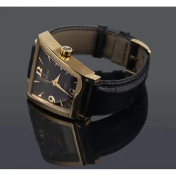 CORUM Trapeze oro amarillo.