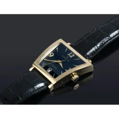 CORUM Trapeze oro amarillo.
