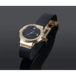 HUBLOT Classic señora oro amarillo y diamantes.
