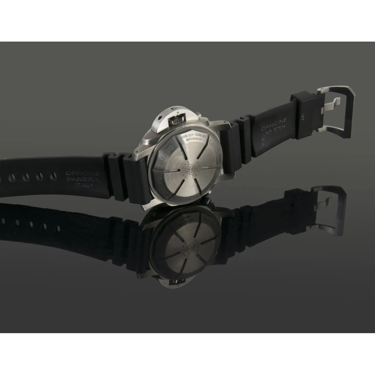 PANERAI Depth gauge submersible luminor 1950 titanio