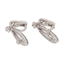 PENDIENTES Pendientes bulgari colección elisa en oro blanco y brillantes.
