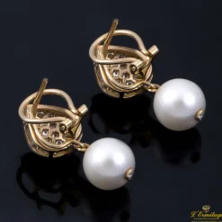 PENDIENTES Pendientes colgantes oro amarillo perla y cuajado de diamantes.