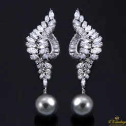 PENDIENTES Pendientes colgantes desmontables oro blanco diamantes y perlas taiti.